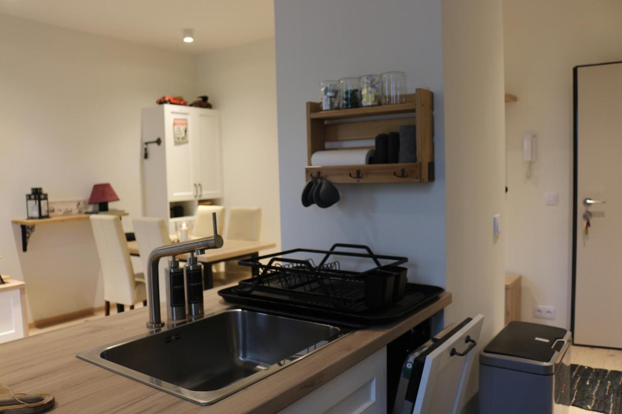 Relax&Comfort New Waw 50 Sqm With Terrace, Garden, Free Parking And Ac Varşova Dış mekan fotoğraf