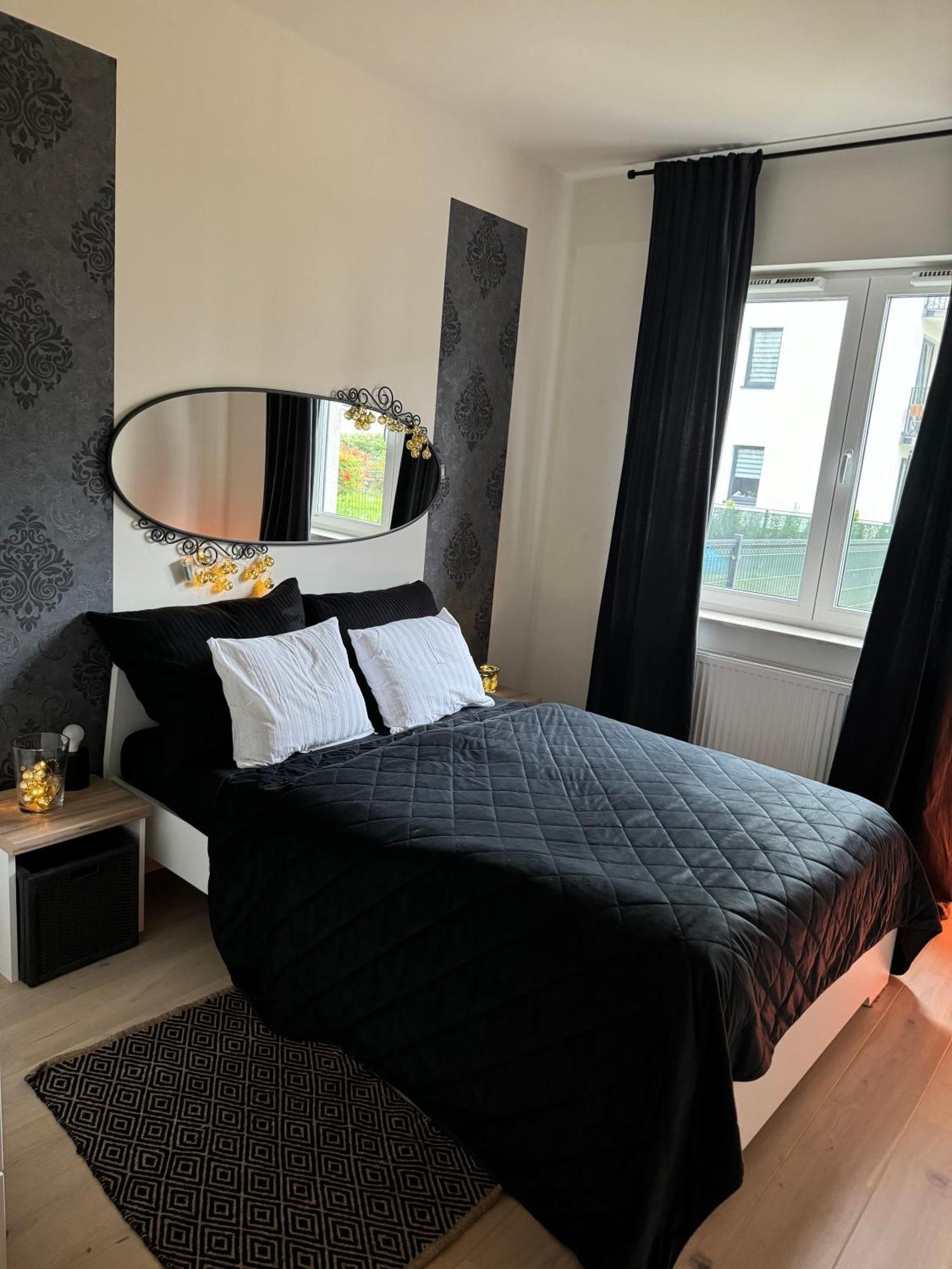 Relax&Comfort New Waw 50 Sqm With Terrace, Garden, Free Parking And Ac Varşova Dış mekan fotoğraf